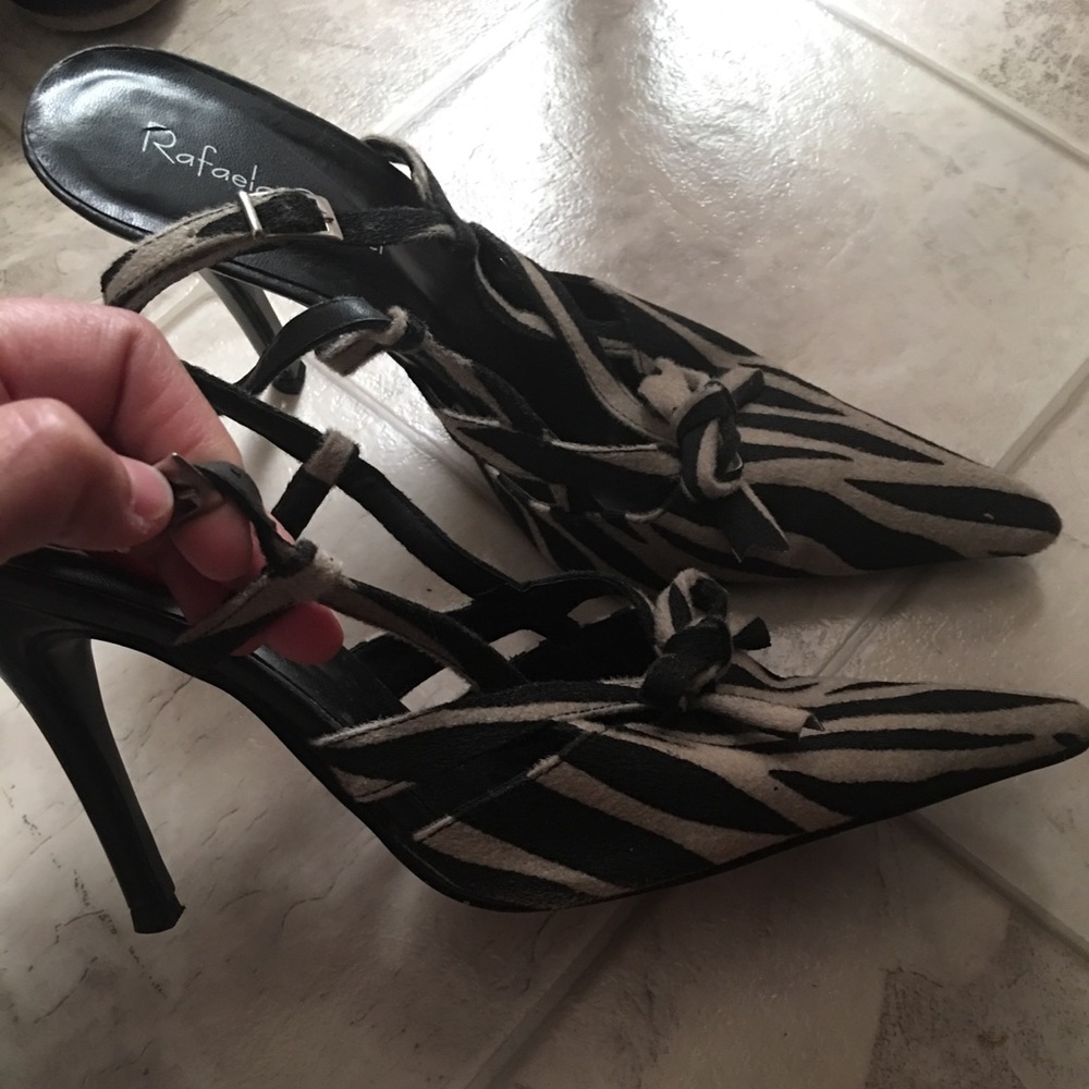 Animal print fancy shoes